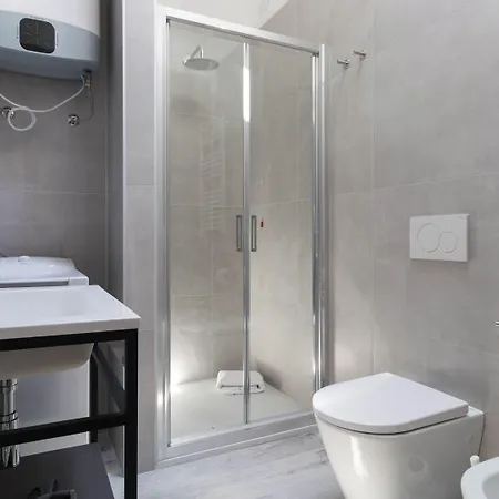 Italianway Easy - Commenda 35 * Milan