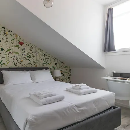 Italianway Easy - Commenda 35 Apartamento Milão