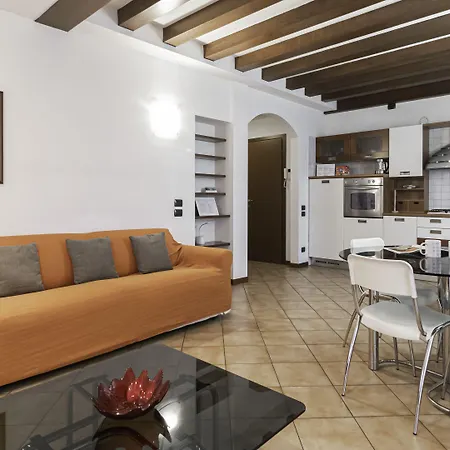 Italianway Easy - Tadino 13 B Apartamento