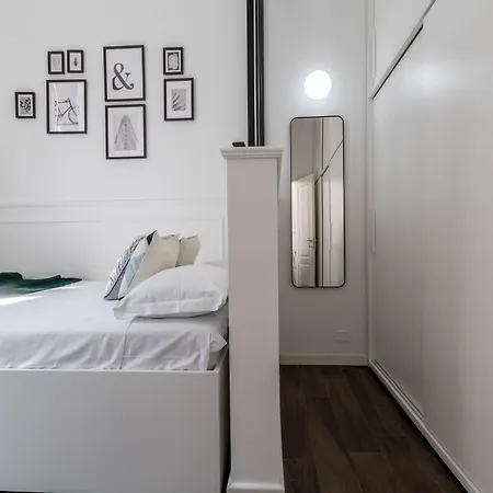 Joivy Chic For 3 Close To Sempione Park * Milano