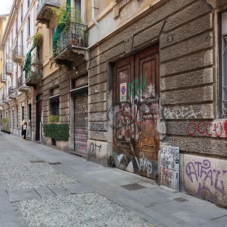 Happy - Naviglio Grande *