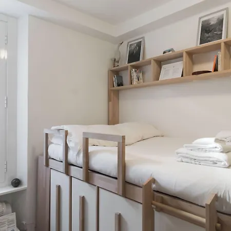 Appartement Atto Vannucci 15 B *