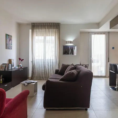 Italianway - Dall'ongaro 24 * Milano