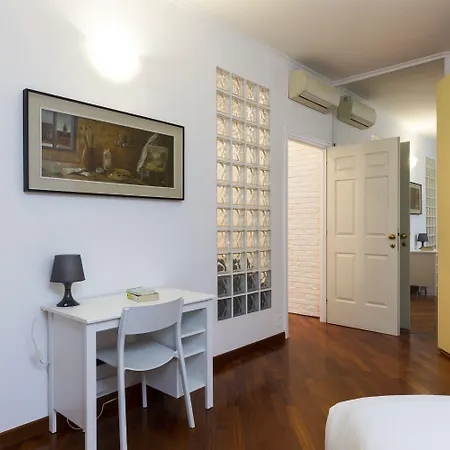 The - Floor Apartamento Milão