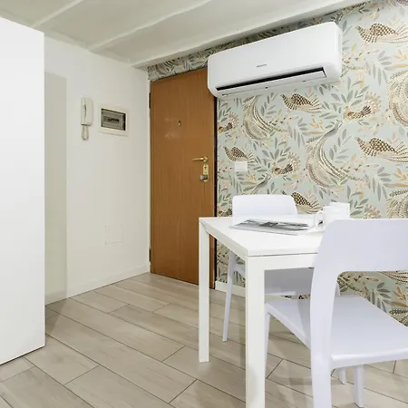 Apartment Italianway Milan