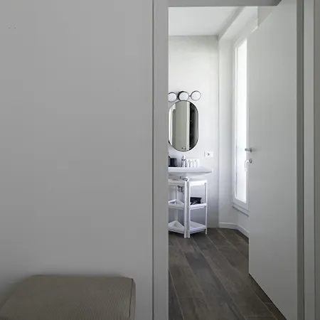 Italianway Comfort - Buenos Aires 65 E Апартаменты *