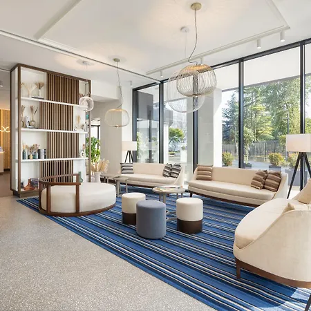 Courtyard By Marriott Linate מלון