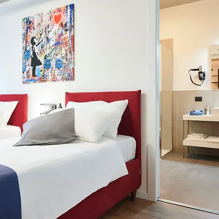 Vega Ribbon 3* Milaan