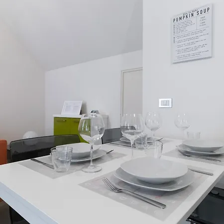 Apartman Italianway Easy - Plinio 64 Milánó