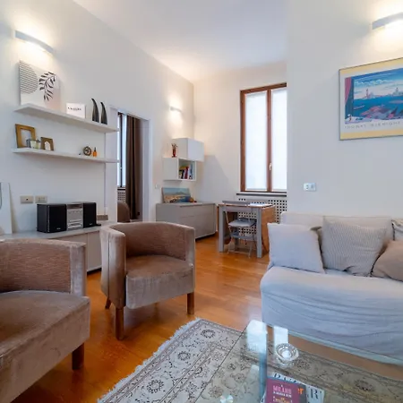 Апартаменты Isola Cozy By Wonderful Italy *