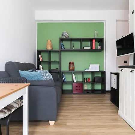 Italianway Easy - Tofane 33 * Mediolan