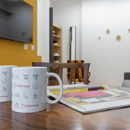 Italianway - Masaccio 18 B * Milánó