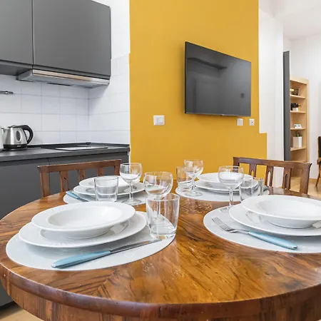 Italianway - Masaccio 18 B Milánó