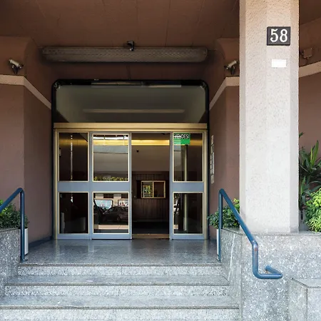 アパート Monte Ceneri *