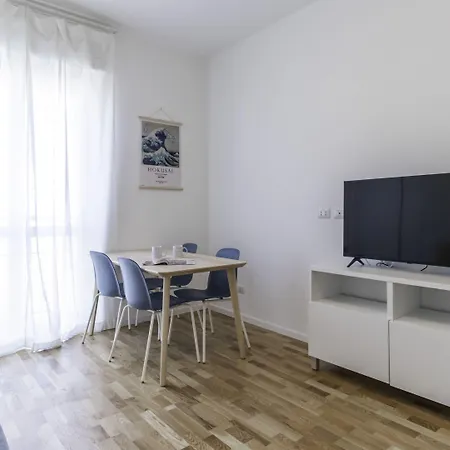 Apartman Italianway - Corsica 64 Milánó