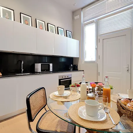 Style-hosted By Sweetstay