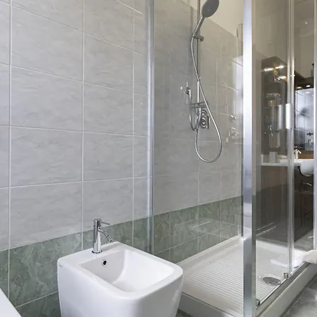 Italianway - Luigi Savoia 24 *