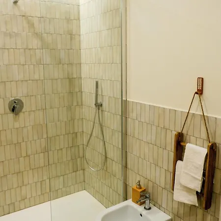 게스트하우스 Jungle With Private Bathroom, Metro Line 밀라노