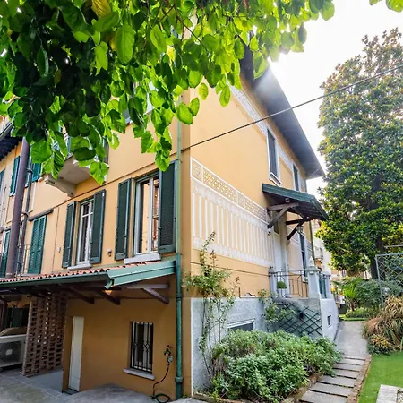 Exclusive Italian Garden In * Milaan