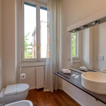 Exclusive Italian Garden In Milaan