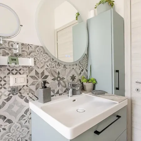 Pomodoro House - Luminoso Vicino Linate, Sky, Fabrique, Arena Olimpica Milano