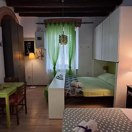 Station - 5min To Duomo Appartement