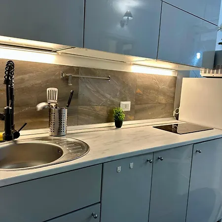 Appartement Affori- *