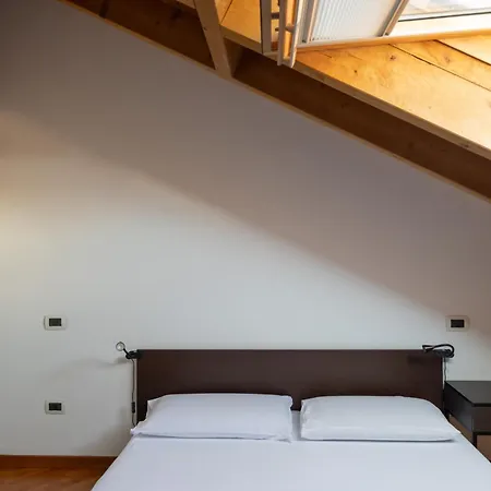 Bellissimo Bilocale Su Due Piani - Mirable Pm Apartament