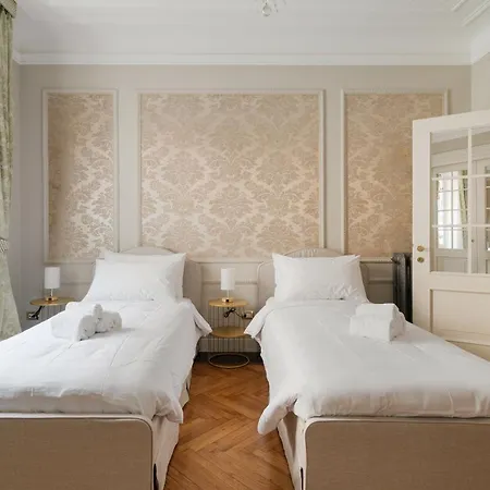 Brera Trilocale Di Lusso Apartamento Milão