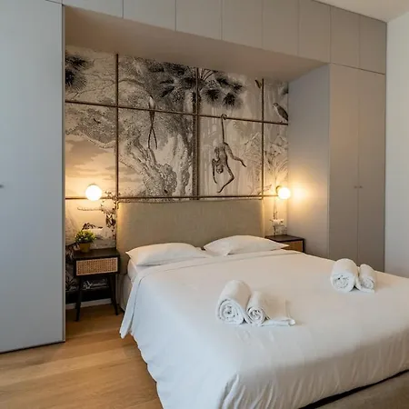 Luxury Jungle - Center * ミラノ