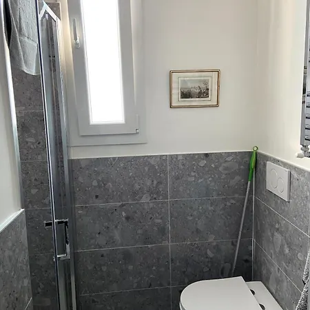 Brand New And Bright Apartman Milánó