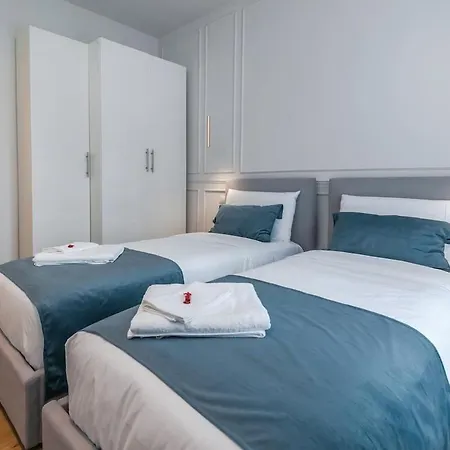 Appartamento Luxury 2-bedroom Station *