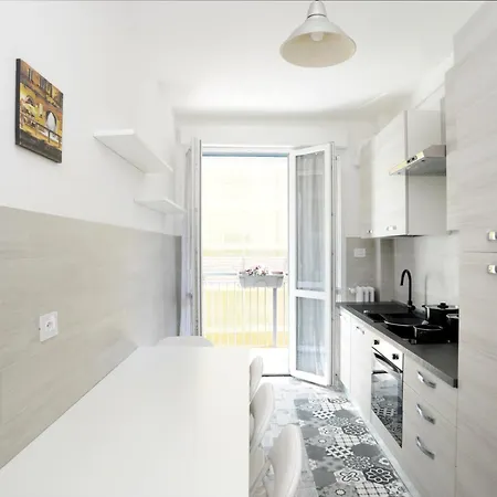 Navigli Newly Renovated 2 Bathrooms Apartamento