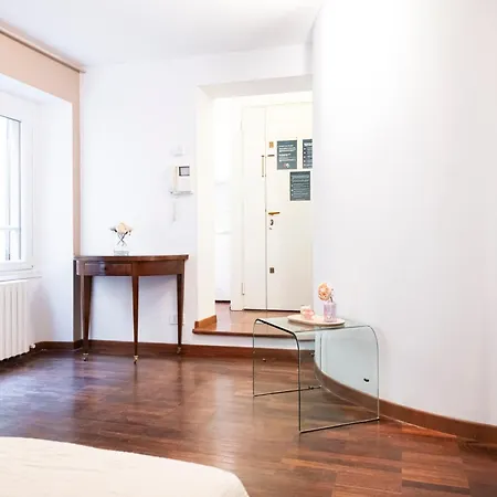 Easylife - - Carpoforo 5 - Brera Milán