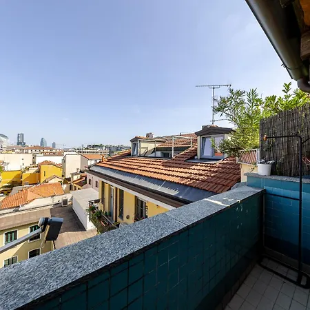Apartment Sky