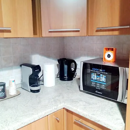 Nina House Yellow Metro Affori Center