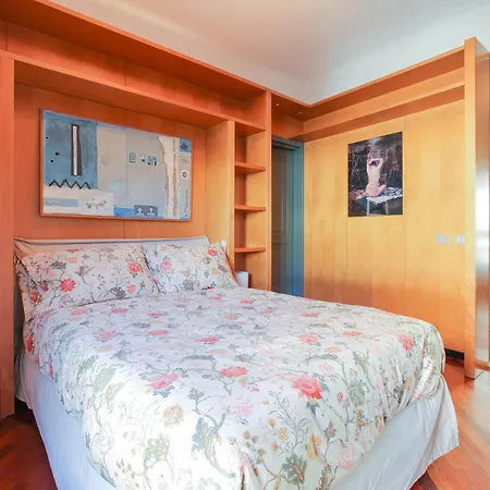 Exclusive Apartment In Heart Of Milan *