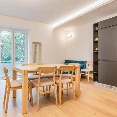 Luxury Via Montenevoso 4 Pax Wi-fi *