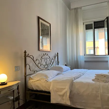 Prestigious 3 Bedrooms, 8 Guest, Centre Porta Romana מילאנו