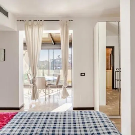 3 Bedrooms With Terrace Close To The Center Milano