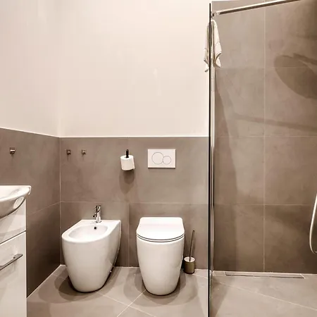 Hostmate - - Rembrandt *