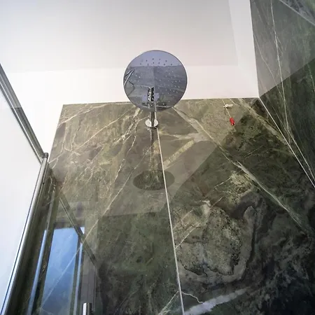 12 Nevoso Palace 아파트 밀라노