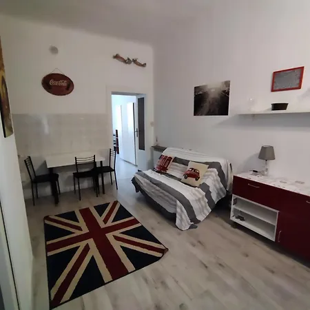 Bonghi - アパート *