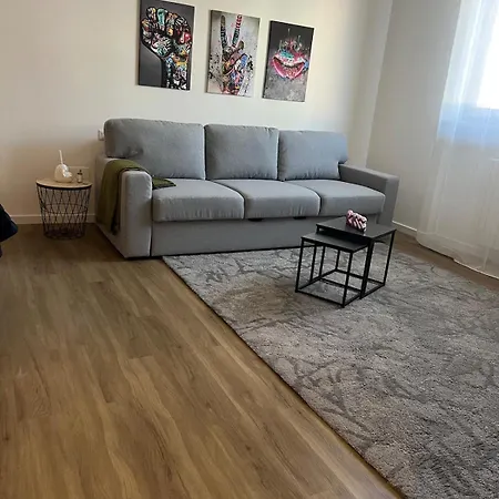 Apartment Angy E Ros *