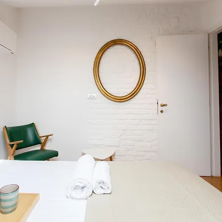 Easylife - - 9 P5 - Porta Romana Апартаменты *