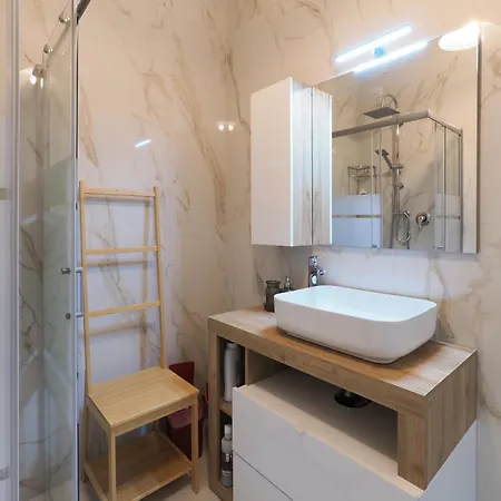 Primopiano - Brusuglio B ミラノ