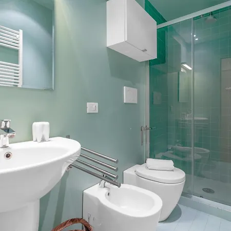 Luxury Design Boscoverticale شقة