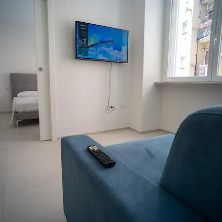 14 Nevoso Palace شقة ميلان