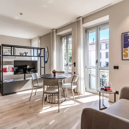 Seety Porta Romana Corte *