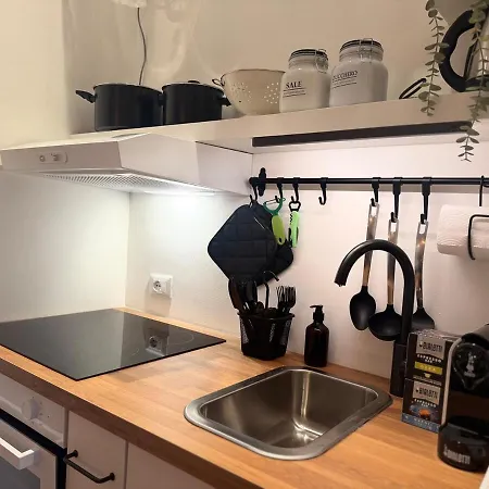 Acasadiimma - Monolocale Design Navigli - Duomo A 10 Minuti - San Siro - Bocconi Apartment *